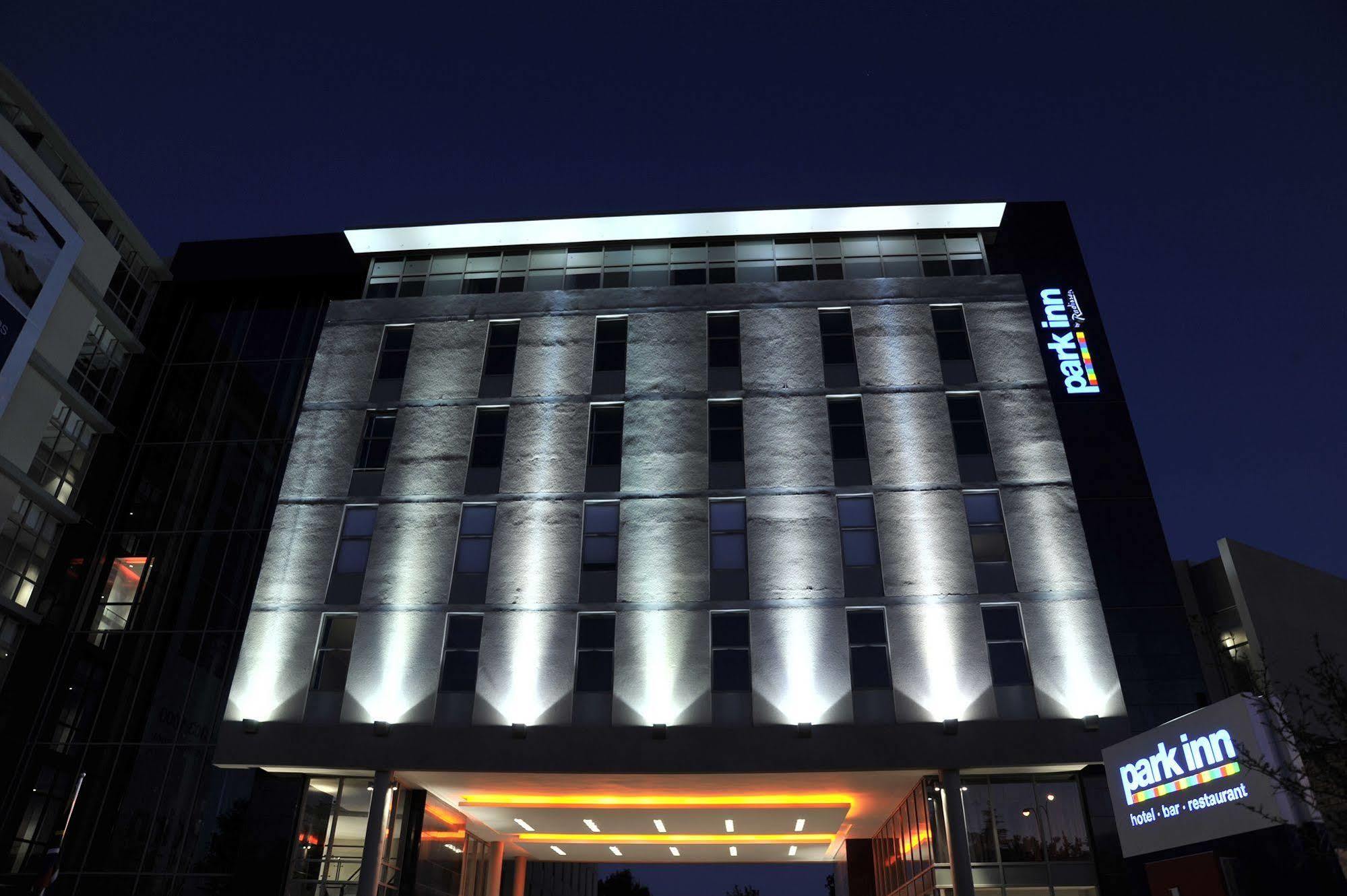 Park Inn Sandton Йоганнесбурґ Екстер'єр фото