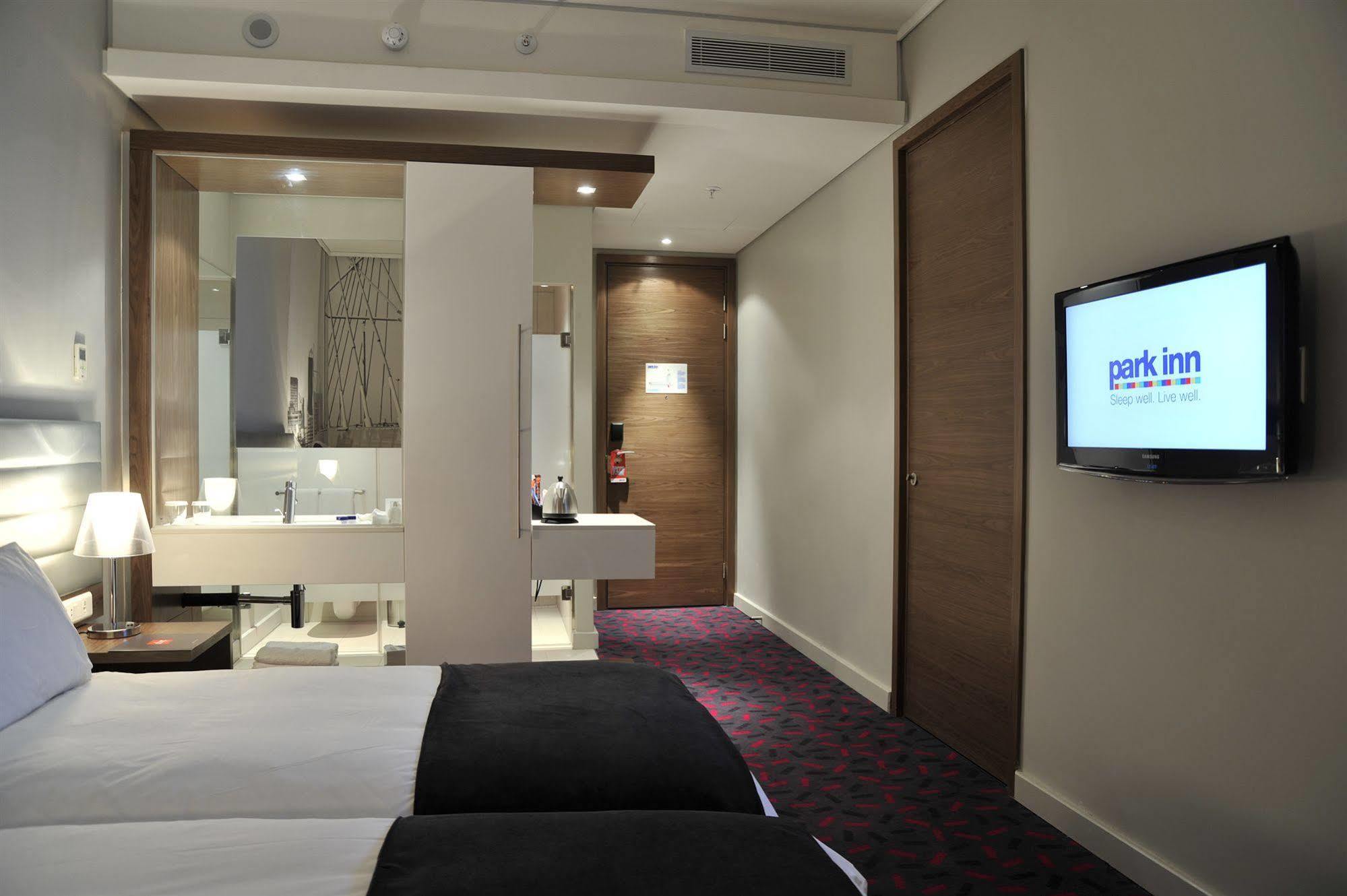 Park Inn Sandton Йоганнесбурґ Екстер'єр фото