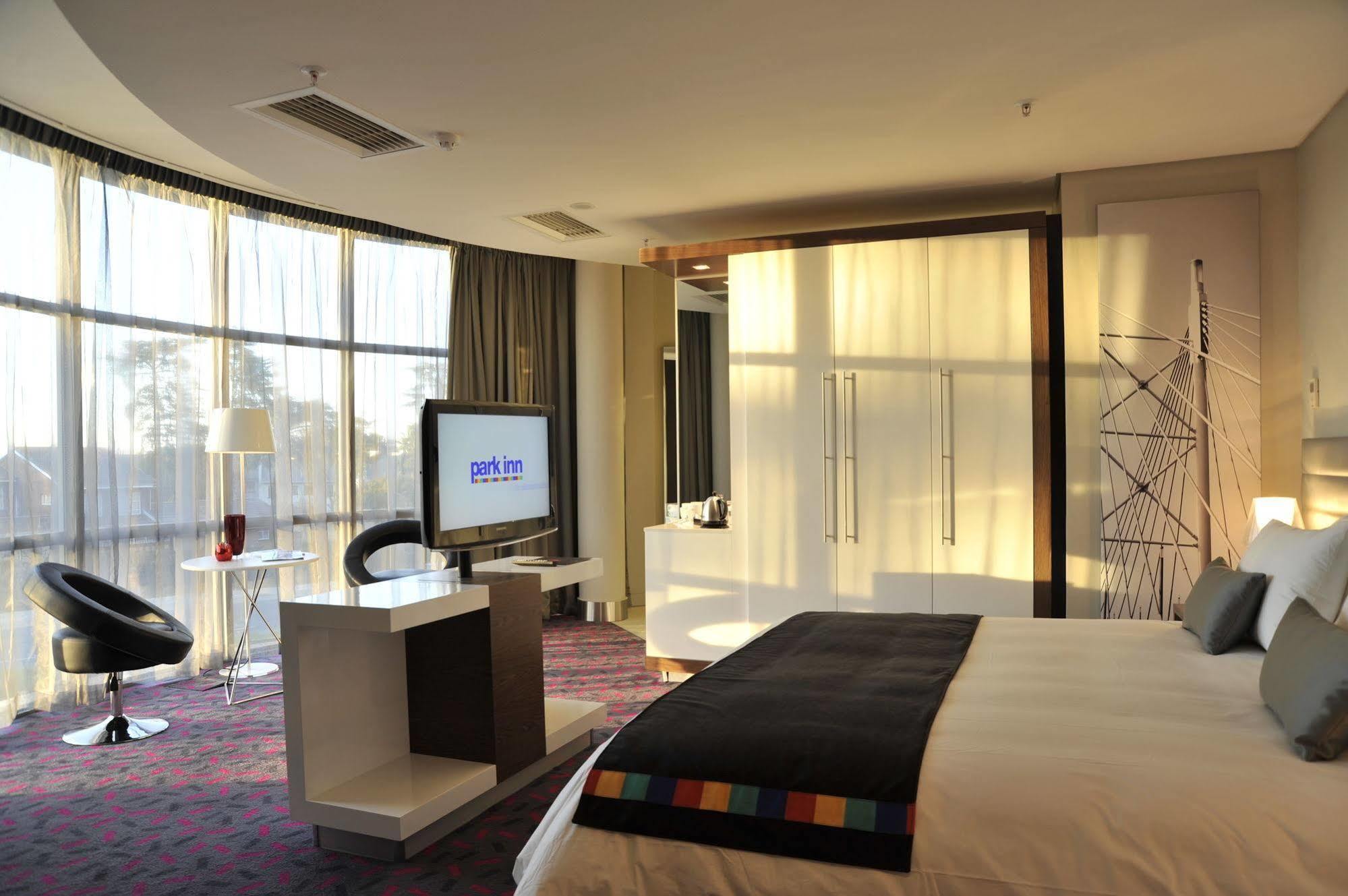 Park Inn Sandton Йоганнесбурґ Номер фото